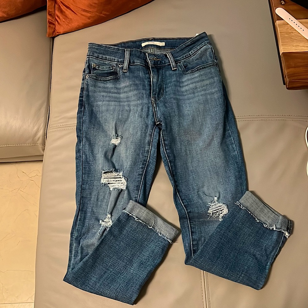 Levis Skinny jeans- never worn- size 26